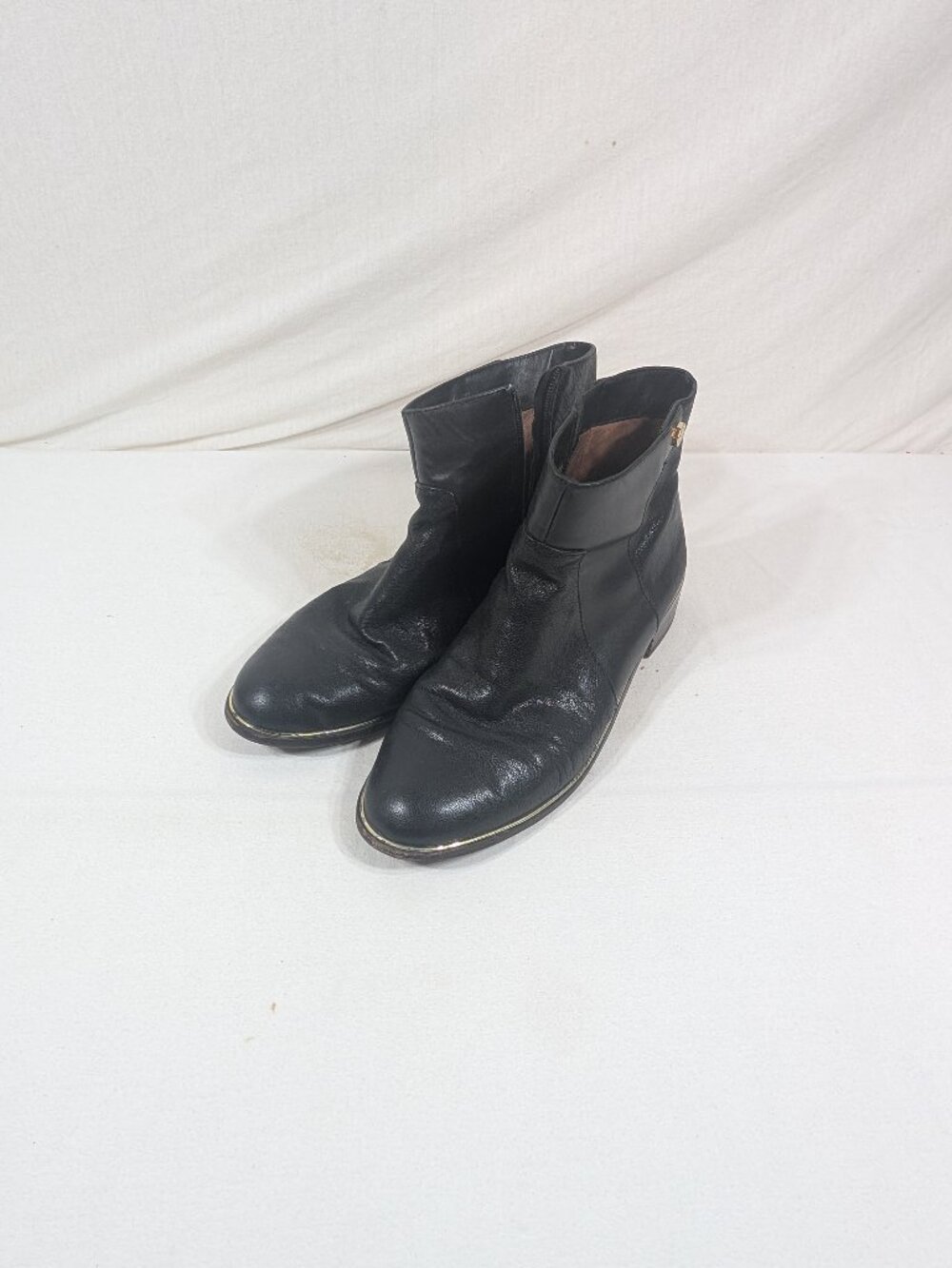 Louise et Cir Black Ankle Boots